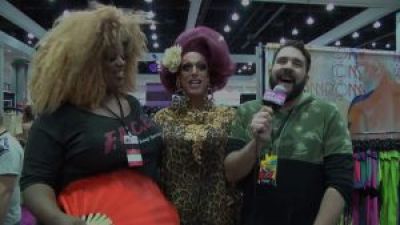 Tempest DuJour at Rupaul’s DragCon 2016 on Hey Qween Live Photo