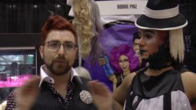 Bobbie Pinz Booth at DragCon with Roving Reporter Erickatoure Aviance Photo